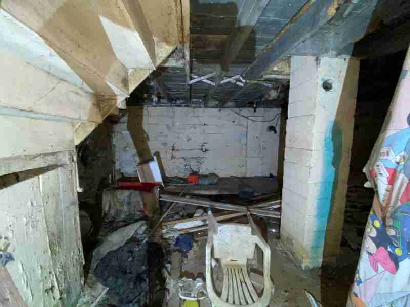 14475 Robson (7).jpg